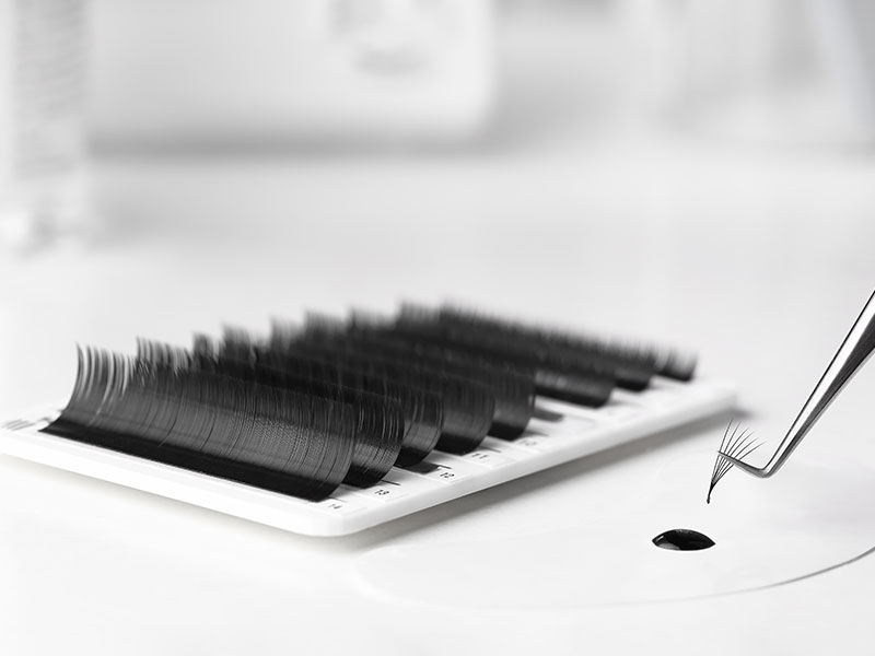 Classic Lash Eyelash Kit